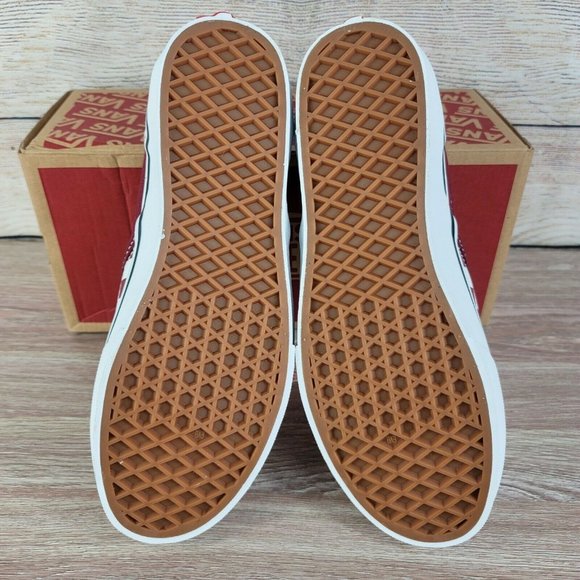 NEW Vans Classic Slip-on Maroon Checkered Women's Athletic Casual Skate Shoes - Picture 6 of 10